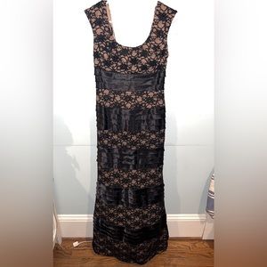 NWOT Lace Maxi Dress size 4